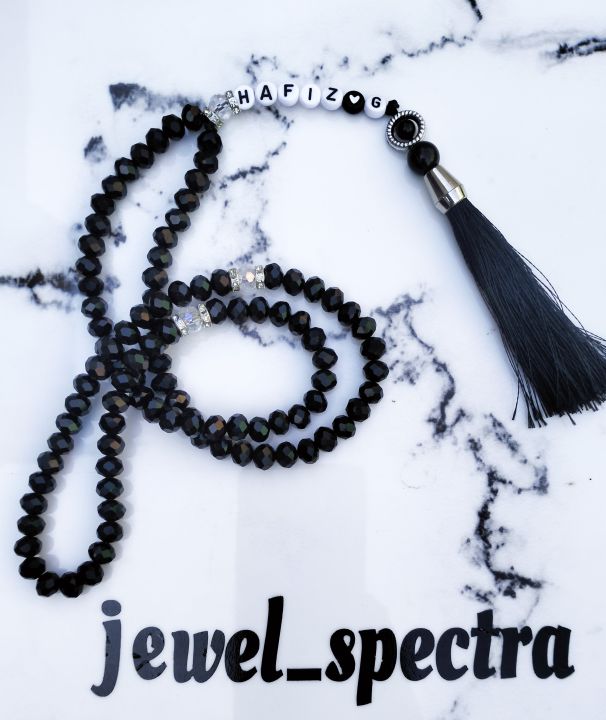 Customize%20your%20name%20on%20Tasbih%20made%20with%20Crystale%20beads%20in%20black%20color/in%20red/handcrafted/100%20beads%20in%20tasbih/premium%20quality%20-%20Image%203
