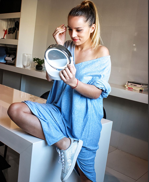 Beurer%20BS-49%20Lighted%20Cosmetic%20Mirror%20-%20Image%2010