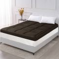 SQUARE QUILTED MATTRESS TOPPER. 