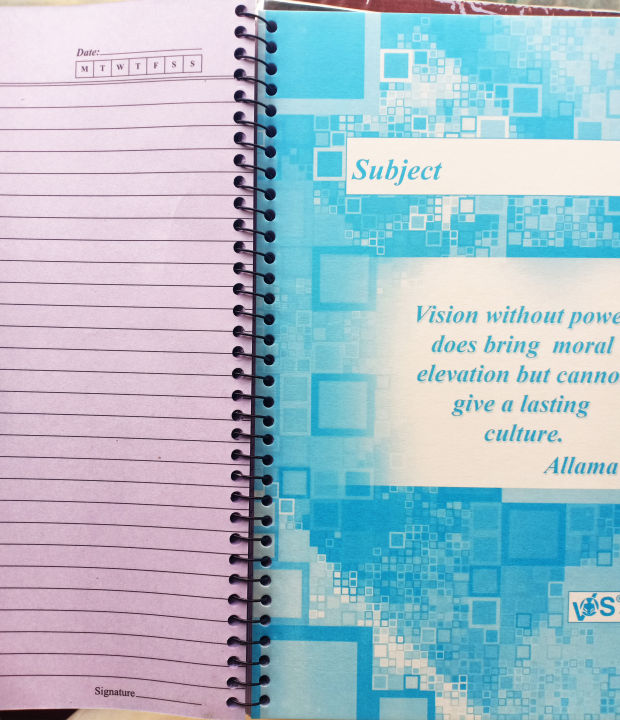 Spiral%20Note%20Book%20A4%20large%20Size%203-4-5-6-7%20subject%20(20%20sheets%20par%20subject)%20Product%20of%20ROYAL%20SLASSIC%20-%20Image%207