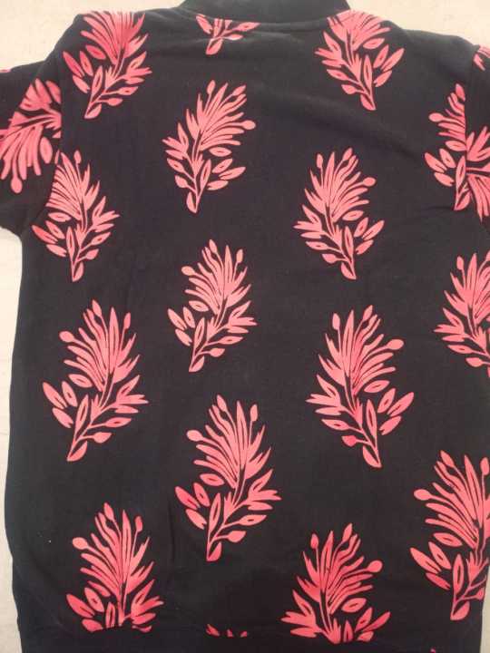 Red%20and%20Black%20Zipper%20Jacket%20-%20Image%205