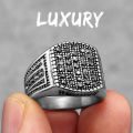 Golden Black Rhinestone Stainless Steel Mens Rings Punk Trnedy for Male Boyfriend Biker Jewelry Creativity Gift Wholesale. 