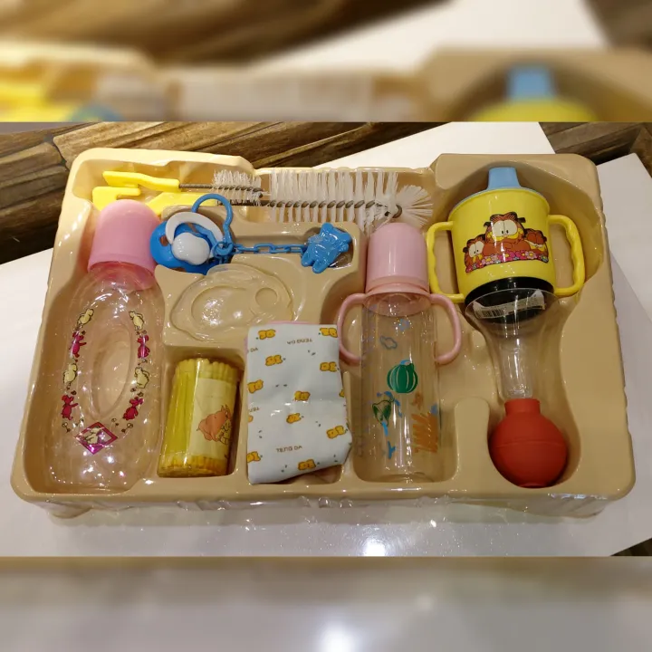 Ideal%20Baby's%20Gift%20Set%20(10%20in%201)%20-%20Image%203