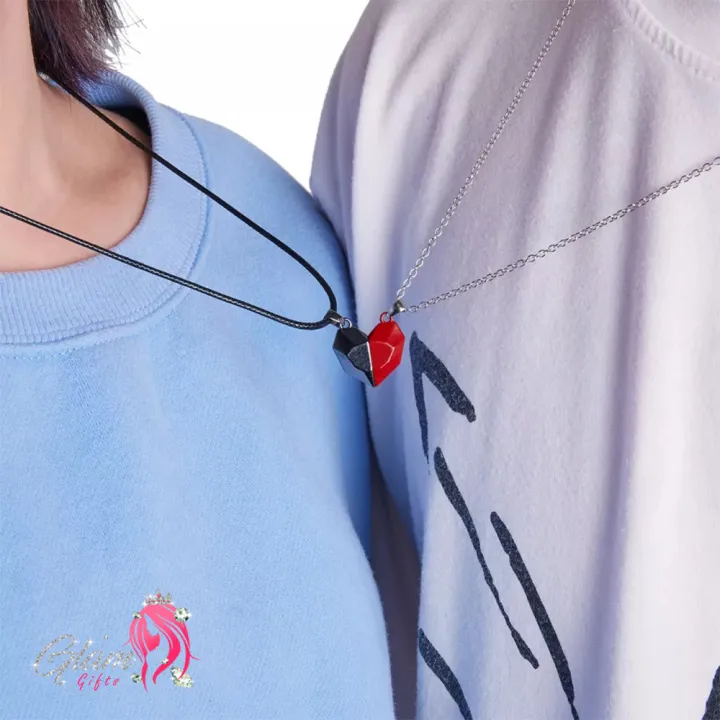 Heavy%20Metal%20Magnetic%20Heart%20Pendant%20Necklace%20gift%20for%20Friends%20Couples%20Pair%20of%202%20Locket%20with%20Gift%20Box%20-%20Image%204