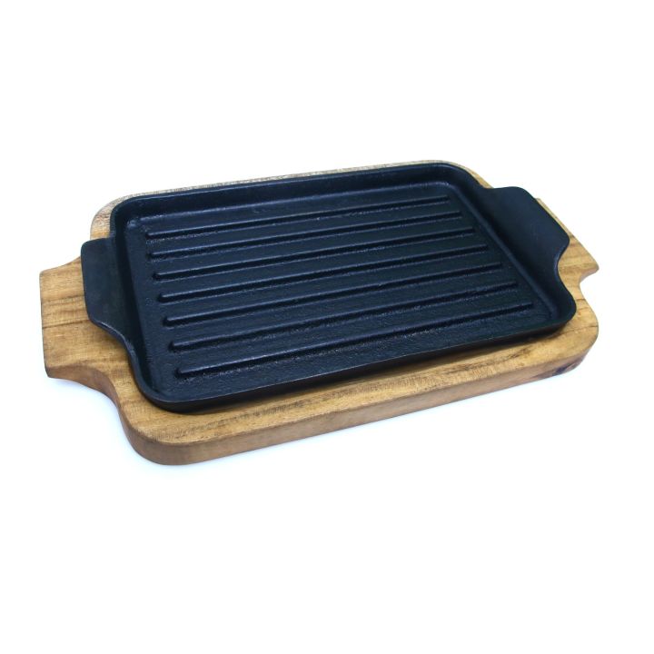 Cast%20Iron%20Sizzler%2010"%20Grill%20,%20Krucible%20Kitchen,%20Non%20Stick%20Sizzling%20Plates,%20,%20Sizzler%20plate%20with%20Wooden%20Base%20-%20Image%205