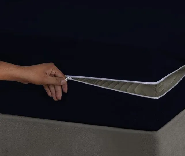 Zipper%20Waterproof%20Mattress%20Cover%20Bed%20Bug%20Proof%20%7C%20Choose%20Size%20From%20Options%20-%20100%25%20All%20Sides%20Waterproof%20Mattress%20Protector%20All%20Sizes%20Available%20-%206%20Sided%20Waterproof%20Safety%20-%20Image%205