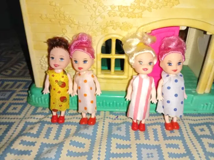 4%20Pcs%2010cm%20Mini%20Kelly%20Doll%20With%20Clothes%20Shoes,%20Cute%20Dolls,%20Best%20Gift%20For%20Children%20Baby%20Toys%20-%20Image%204