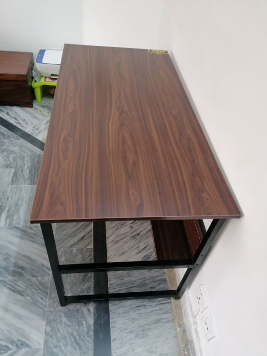 Ideal%20Computer%20table%20&%20Study%20desk%20with%20Wood%20and%2025mm%20Metal%20Frame%20Powder%20Coating%20-%20Image%206