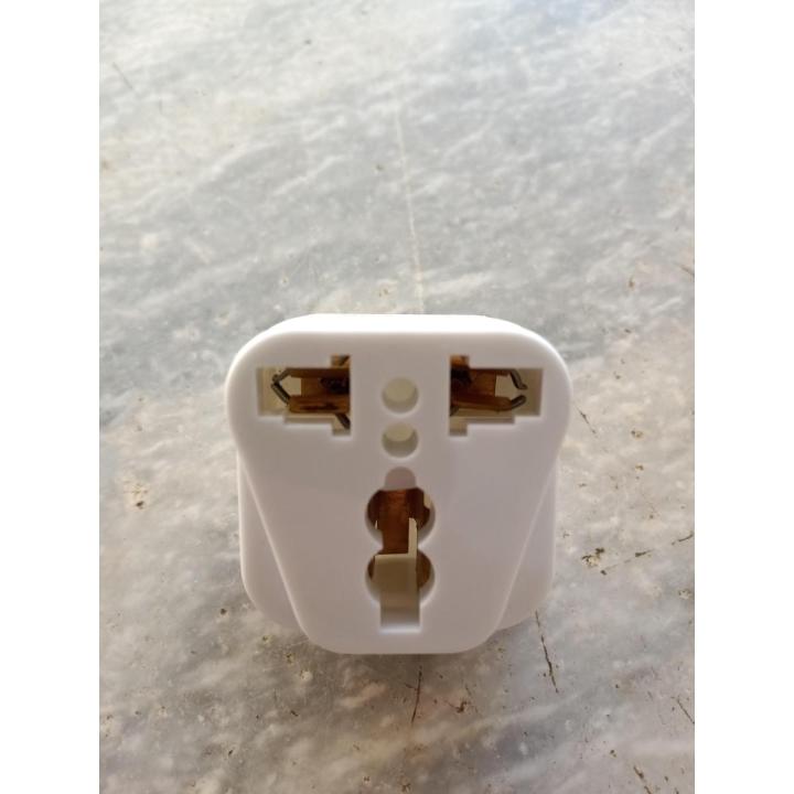 Universal Adapter 3 Pin To 2 Pins Round Pins / Flat Pins Converter