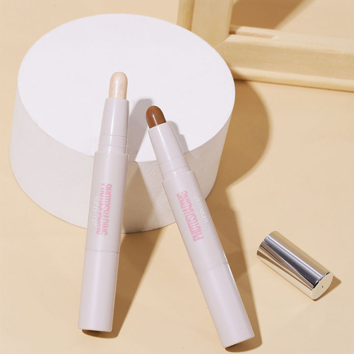 WODWOD Contour Stick: Highlighter, natural and delicate, shadow concealer, brightening, three-dimensional contour, dual-purpose, easy to draw for beginners