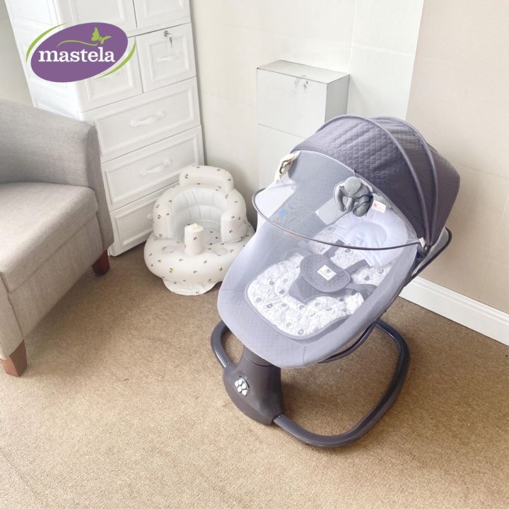 Mastela%203%20in%201%20Deluxe%20Multi%20-%20Functional%20Bassinet%20-%20Image%204
