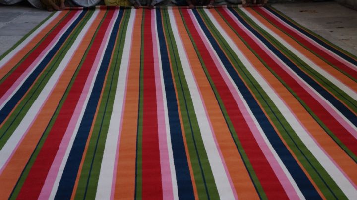 Natural%20Woolen%20Carpets%20and%20Rugs%20made%20of%20pure%20Wool%20for%20Living%20Room%20Rug,%20Dimension%203'3''%20x%205'%20/%204'4''%20x%206'%20/%206'6''%20x%209'%20-%20Image%207