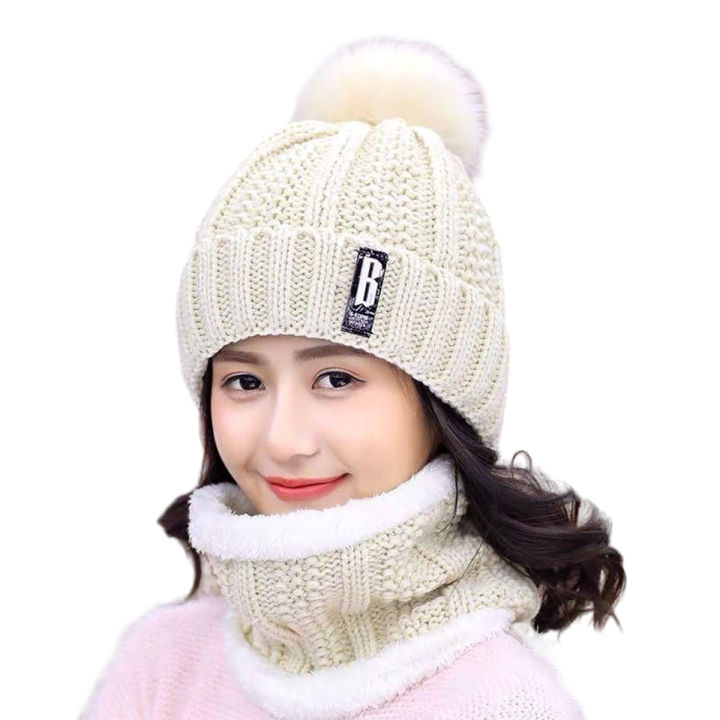 Stylish Women Winter Woolen Beanie Cap With Neck Warmer