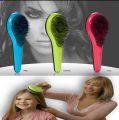 Michel Mercier Detangling Brush - green. 