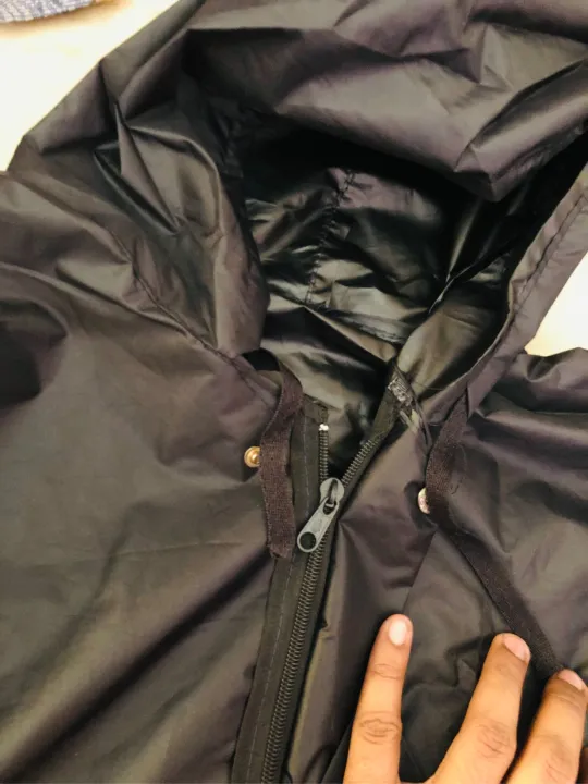 Rain%20Suit%20for%20Men%20/%20women,%20Waterproof%20Raincoat%20with%20Pants%20Parachute%20Fabric,%20FOG%20SUIT%20Moisture%20proof%20rainwear,%20Lightweight%202%20Pieces%20Hooded%20Coat%20and%20Trouser,%20fully%20Protector%20for%20Outdoor%20Activities%20-%20Image%204