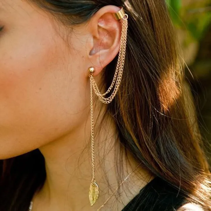 Pair%20Of%20Ear%20Cuff%20Long%20Chain%20Leaf%20Tassel%20Stylish%20Earrings%20For%20Girls%20-%20Golden%20-%20Image%202