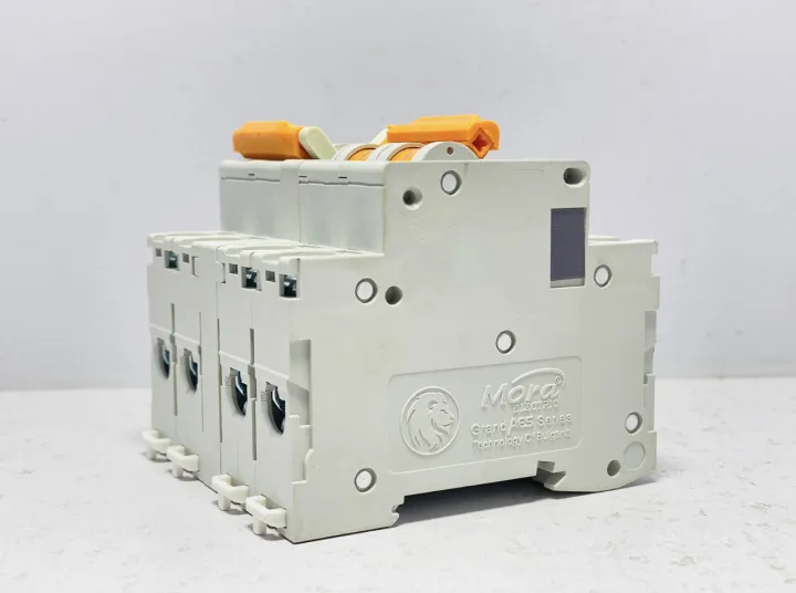 MORA%20Breaker%20Type%20Changeover%2063A%20For%20Solar%20,%20Wapda%20and%20Generator%20%7C%20ChangeOver%20Switch%20%7C%20Change%20Over%20Breaker%20%7C%20MTS%20ChangeOver%20%7C%20Single%20Phase%20and%20Three%20Phase%20ChangeOver%20Breaker%20-%20Image%203