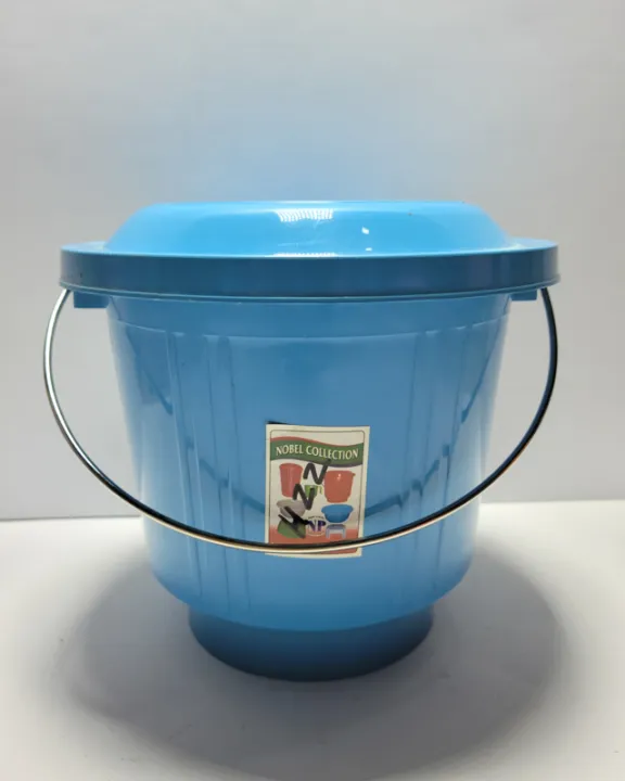 Noble%20Collection%20modern%202.5L%20Plastic%20Bucket%20%E2%80%93%20Multipurpose%20Storage%20Balti%20-%20Lightweight,%20stackable%20&%20space-saving%20design%20-%20Comfortable%20grip%20handle%20for%20easy%20carrying%20-%20Image%204