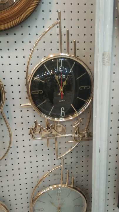 Elegant%20Transparent%20Glass%20Pendulum%20Wall%20Clock%20-%20High-Quality%20Smooth%20Machine%20Design%20for%20Home%20Interior%20and%20Modern%20Decor%20-%20Image%204