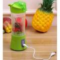 Rechargeable Mini Portable Fruit Shaker Bottle Electric Juice Juicer Blender, Mini USB Juicer Machine, Portable Blender with USB Charging - 380ml Capacity. 