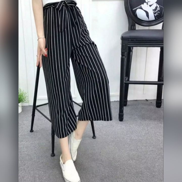 Summer Collection Black  Elastic Waist Lining Trouser Crop Pant With Bow Belt  For Women