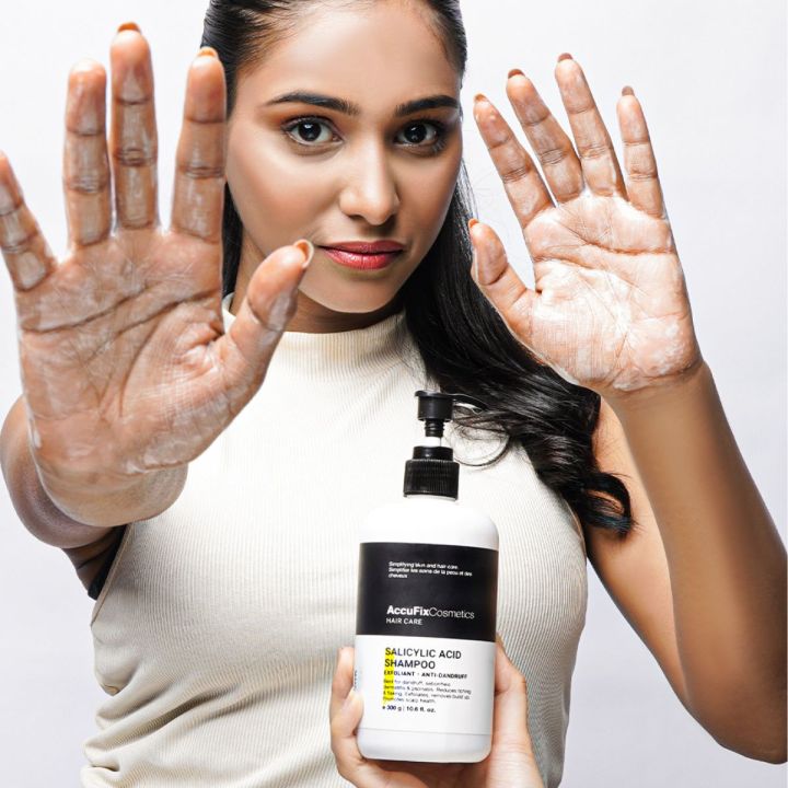 AccuFix%20Cosmetics%20Salicylic%20Acid%20Shampoo%20(300g%20&%20150g)%20%7C%20Anti-Dandruff%20Shampoo%20%7C%20For%20Dry%20Scalp%20%7C%20No%20Build-up%20-%20Image%203