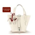 EverToner Fashion PU Leather Horse Keychain Handmade Pony Charm Accessories Key Chains for Women Bag Key Ring. 