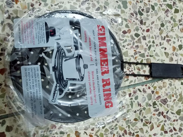 Simmer%20Ring%20Stovetop%20Simmer%20Ring%20Heat%20Diffuser%20for%20Use%20on%20Gas%20and%20Electric%20Ranges%20-%20Image%202