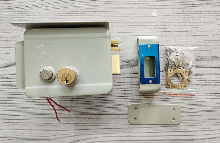 Electric%20Main%20Gate%20Lock%20Heavy%20Duty%20Double%20Cylinder%20-%20Image%202