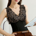 Comfortable Vest Stylish Floral Embroidered V-neck Thermal Vest for Women Cozy Slimming Winter Underwear Top Anti-static Vest. 
