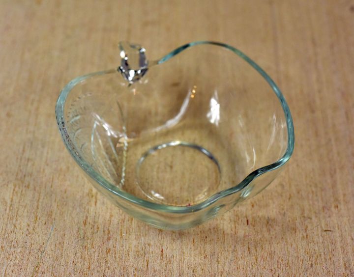 Apple%20Shape%20Glass%20Serving%20Bowl%20Large%20For%20Dessert%20Serving%20%7CNoritazeh%20-%20Image%206