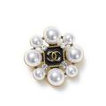 Spot Wybu 2022 Newest 8 Letters Brooch Luxury Pin Tudong Rhinestone/Pearl Rhinestone Brooch Jewelry Gift. 