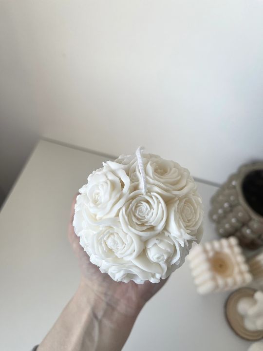 (1%20Pc)%20Rose%20Flower%20Bouquet%20Scented%20Candle%20%7C%20Romantic%20Gift%20Candle%20%7C%20Handmade%20Wax%20Candle%20for%20Home%20D%C3%A9cor%20%7C%20%20Flower%20Bouquet%20Candle%20-%20Image%205
