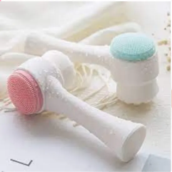 Double-headed%20Manual%20Facial%20Cleansing%20Brush%20Set,%202%20in%201%20Soft%20Bristle%20and%20Silicone%20Face%20Cleaning%20Beauty%20Brush,%20for%20Deep%20Pore%20Cleaning,%20Exfoliating,%20Removing%20Blackhead%20and%20Massaging%201pcs%20-%20Image%206
