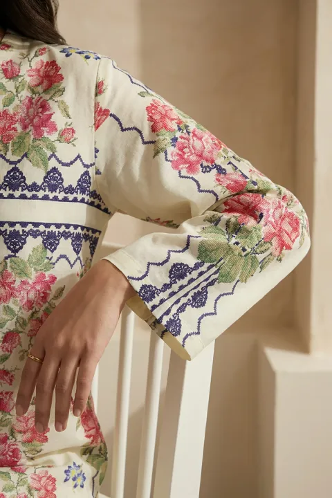Zellbury%20Stitched%20Summer%202%20Piece%20Textured%20Lawn%20Kurta%20Trouser%20-%202607%20Cambric%20Trouser%20RTW%20-%20Stitched%20Suit%20For%20Women%20-%20Dress%20For%20Girls%20-%20Women%20Pret%20-%20Summer%20'1.0%20-%20Essential%20Pret%20Collection-2026%20-%20Image%205