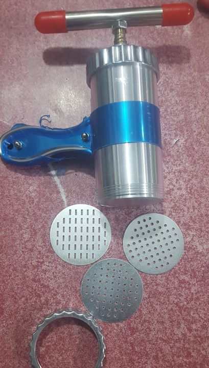 Noodle%20Juice%20Maker%20Pressure%20Machine%20With%20Plastic%20Handle%20Nimko%20Kitchen%20Accessories%20Press%20Nimco%20Maker%20Stainless%20Steel%20with%203%20stainless%20steel%20blades%20-%20Image%205