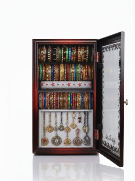 Premium%20Bangle%20Organizer%20Box%20%E2%80%93%20Stylish%20Jewelry%20Storage%20Solution%20-%20Image%208