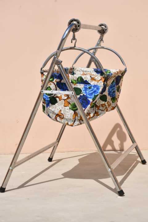 Big%20Bearing%20Born%20Baby%20Swinging%20Folding%20Cradle%20with%20Free%20Sleeping%20Net%20Cloth%20-%20Image%203