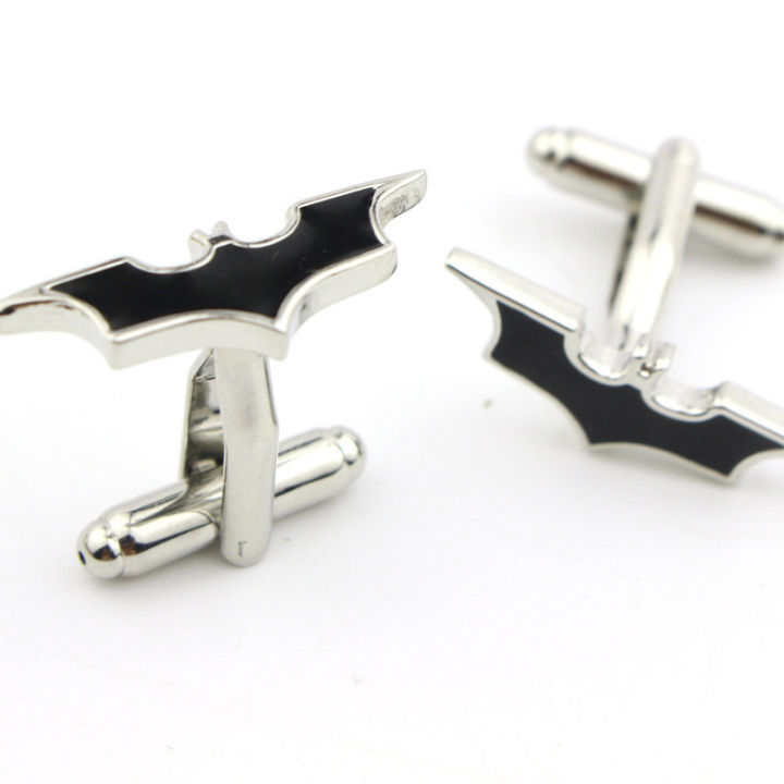 [ New ] Fashion Halloween Bat Shape Metal Cufflinks Batman Logo Cufflinks Men's Festival Dress up Clothing Accessories