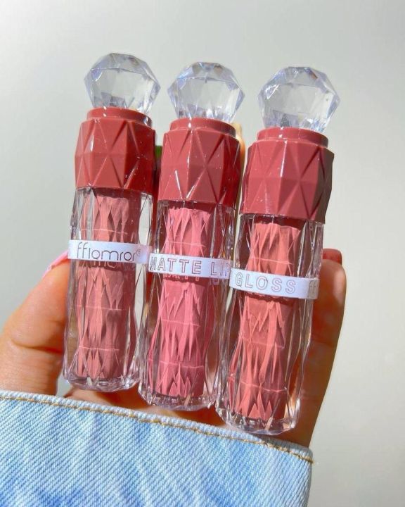1%20Pcs%20%20Liquid%20Matte%20Crystal%20Trendy%20Lip%20Gloss%20Non%20Sticky%20Long%20Lasting%20choose%201%20shade%20-%20Image%203