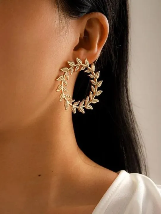 Ethnic%20Jewelry%20Antique%20Round%20Shaped%20Earrings%20for%20Women%20and%20Girls%20-%20Image%202