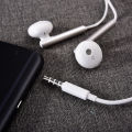 【Atoztide KKK Store】Original Huawei 3.5MM Jack In-ear Speaker Wired Control With Mic For P20 Lite P10 Plus P9 Honor 9 9X Mate 9 8. 