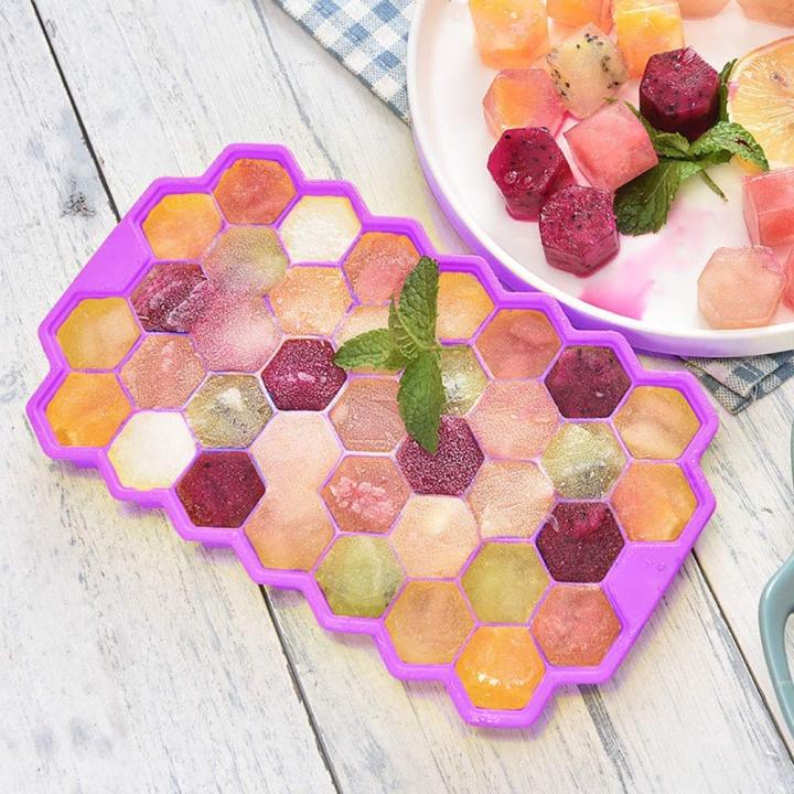 Easy%20Push%20Pop%20out%20Square%20Silicon%20Ice%20Cubes%20Tray%20-%20Image%206