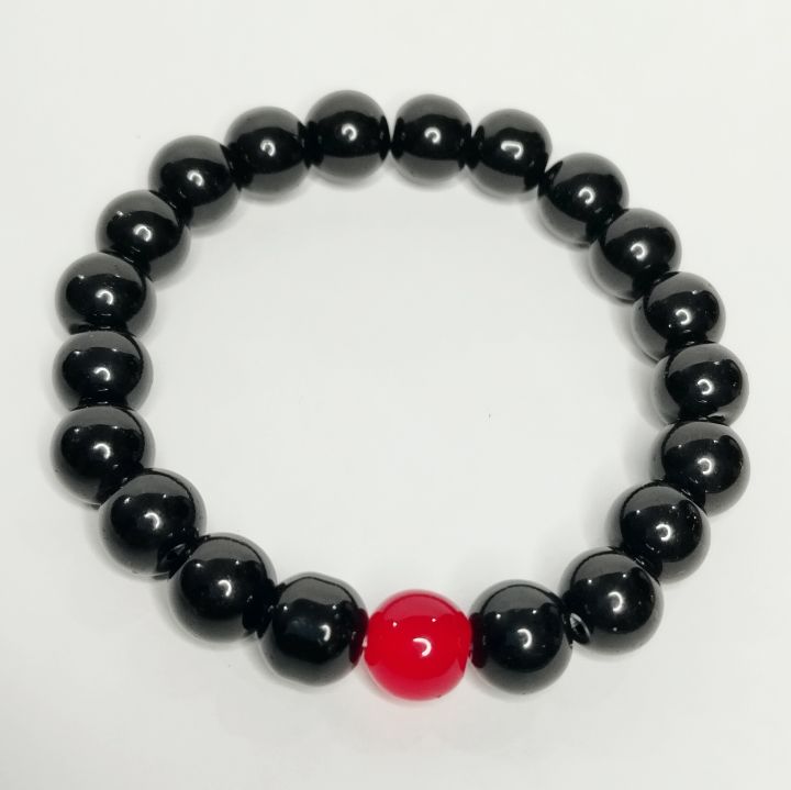 Beautiful%20Red%20and%20Black%20Glass%20Bead%20Friendship%20Bracelet%20fashion%20jewelry%20for%20Couples,%20Bestfriends,%20Boys%20and%20Girls%20-%20Image%204