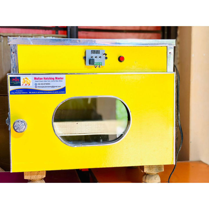 40 to 50 EGGS CAPACITY SEMI AUTOMATIC INCUBATOR best quality with good hatching result