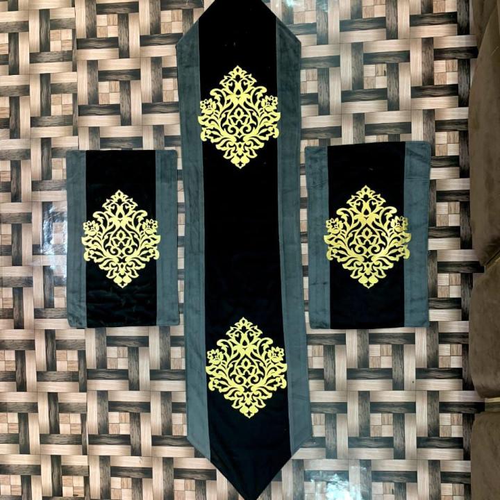 Velvet Table Runner Set