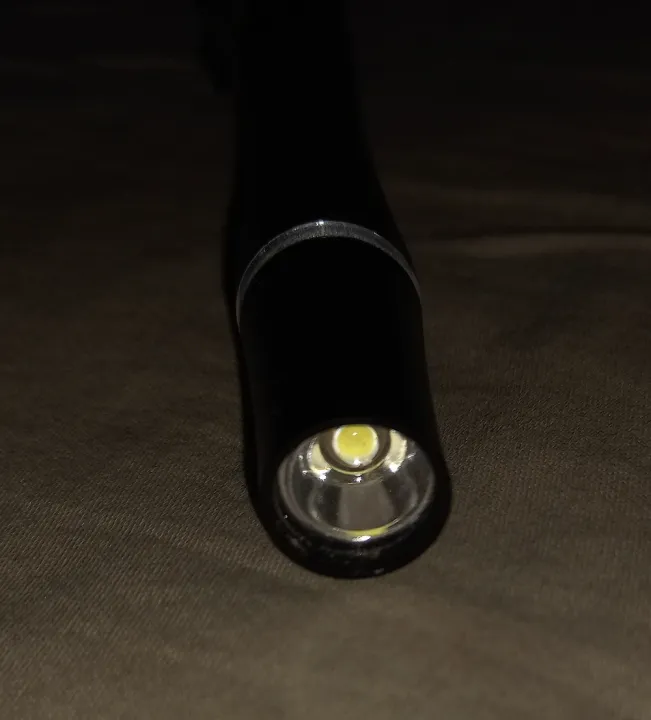 Super%20Bright%20Led%20Medical%20Torch%20Metal%20Body%20For%20Home%20&%20Outdoor%20Sport%20Doctor%20Egg%20Cuddling%20With%20AAA%20Battery%20And%20Without%20Battery%20-%20Image%209