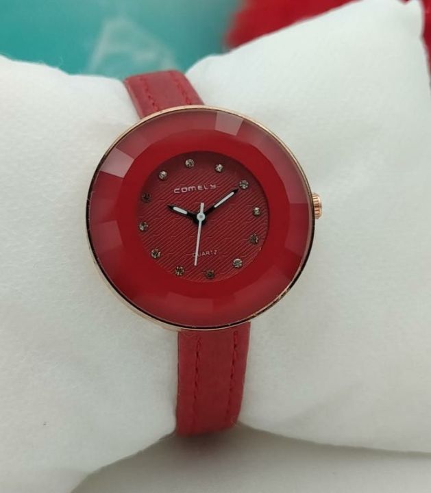 Casual Women Wristwatch soft Leather Strap watch Round Shape watch Party wear slim strap watch