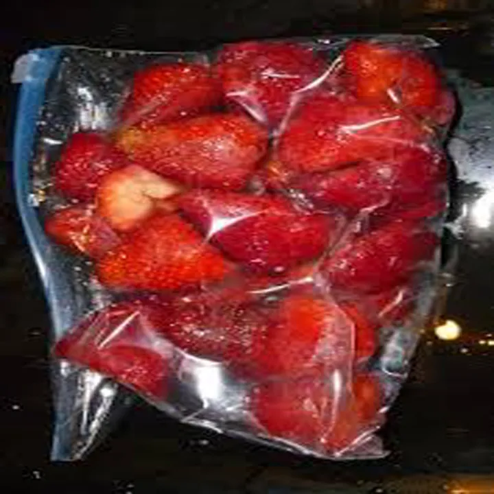 Pack%20of%2012%20Medium%20size%20Freezer%20bags%20/%20Plastic%20zip%20bags%20/%20%20Zip%20lock%20bags%20/%20Antibacterial%20Freezer%20plastic%20slider%20ziplock%20bags%20-%20Image%209