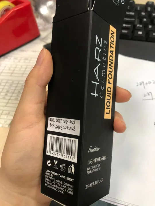 HARZ%20-%20Cosmetics%20Liquid%20Foundation%20Full%20Coverage%20Lightweight%20Waterproof%20Sweatproof%20Flawless%2035ml%20-%20Image%207
